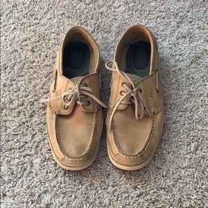 Sperry topsiders